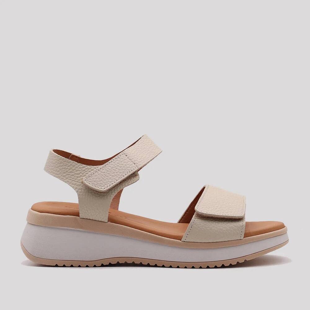 NEW ERIC MICHAEL women's augusta casual sandal in bone